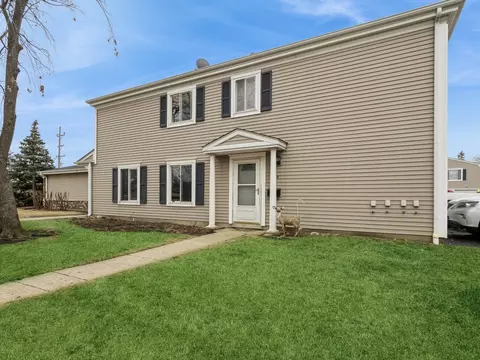 550 E Old Willow Rd #249D, Prospect Heights, IL 60070
