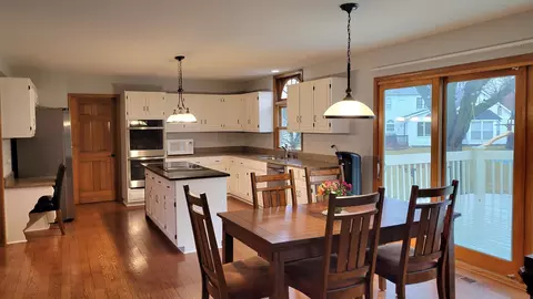 2260 Kaskaskia Ct, Naperville, IL 60565 photo 6