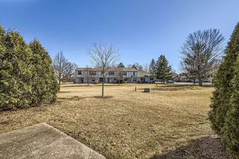 4547 Olmstead Dr, Hoffman Estates, IL 60192 photo 20