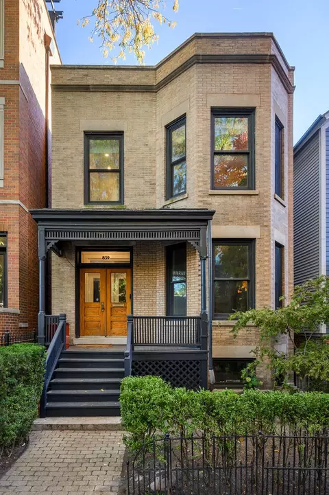839 W Wrightwood Ave, Chicago, IL 60614