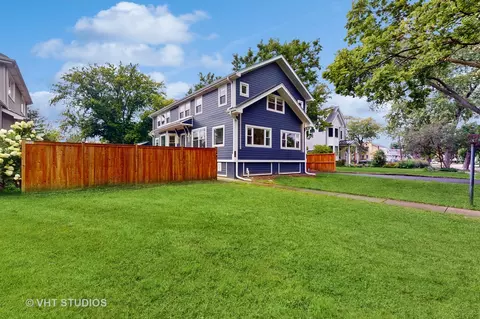 576 Arlington Ave, Des Plaines, IL 60016