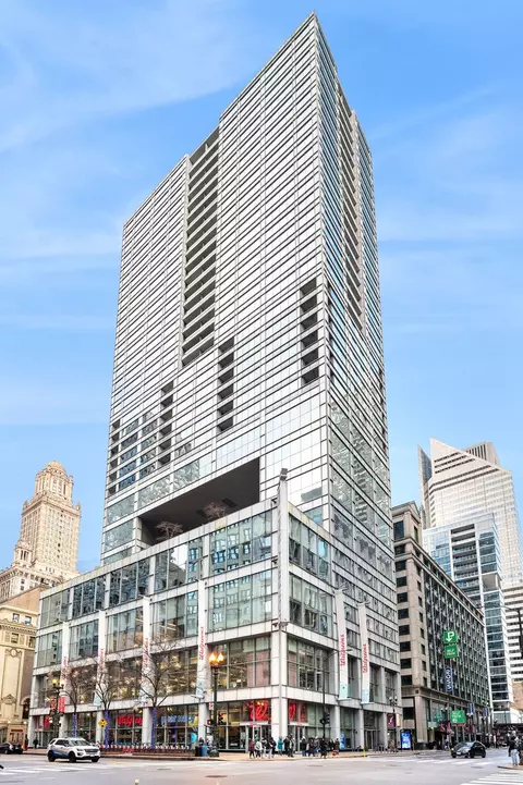 8 E Randolph St #1006, Chicago, IL 60601