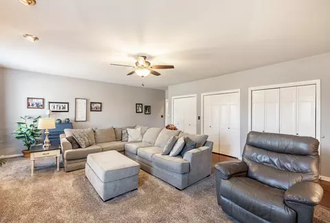 1690 Lin Lor Ln, Elgin, IL 60123 photo 14