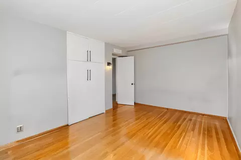 Bedroom - 7200 Oak Ave #4SE, River Forest, IL 60305 photo 3 of 3