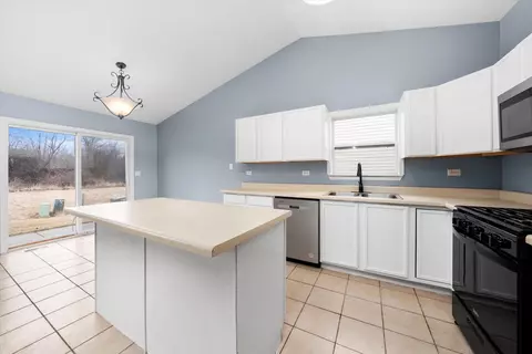 Kitchen - 330 Timber Dr, Harvard, IL 60033 photo 1 of 2