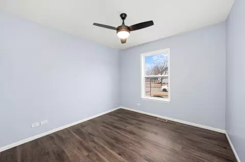 Bedroom - 330 Timber Dr, Harvard, IL 60033 photo 1 of 4