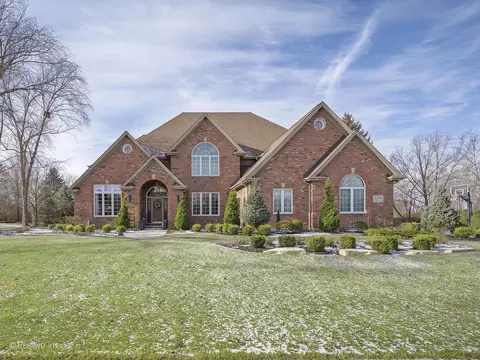21356 Saddle Ln, Mokena, IL 60448