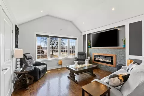 Living - 8554 S 77th Ct, Bridgeview, IL 60455 photo 1 of 2