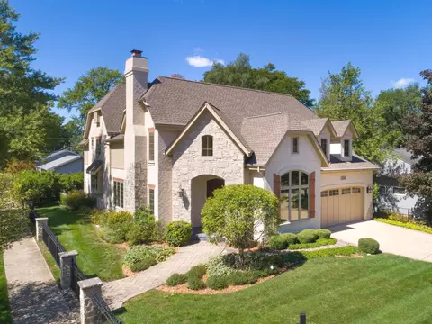 659 Wehrli Dr, Naperville, IL 60540