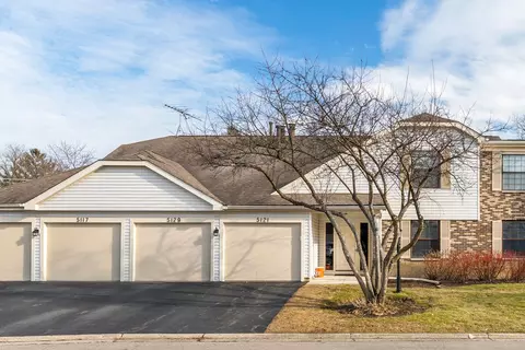 5117 Coventry Ln #5117, Gurnee, IL 60031