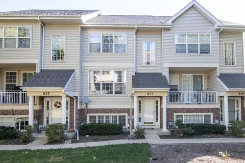 637 Pheasant Trl, Saint Charles, IL 60174