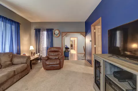 Living - 207 S Clinton St, Morrison, IL 61270 photo 1 of 2