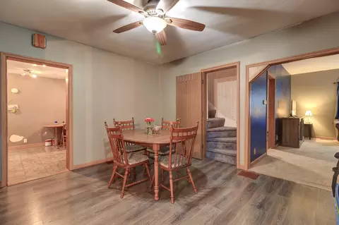 Entry Way - 207 S Clinton St, Morrison, IL 61270 photo 1 of 4