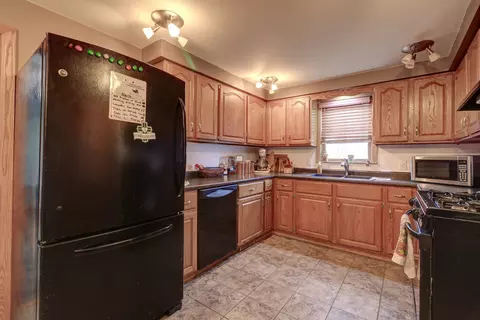 Kitchen - 207 S Clinton St, Morrison, IL 61270 photo 1 of 2
