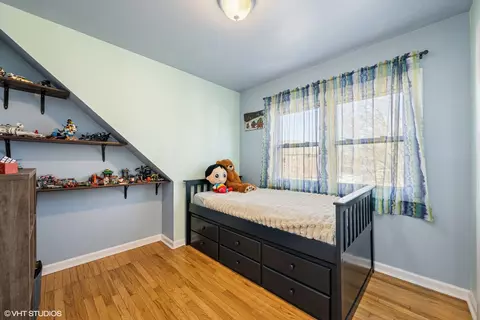 114 E Walnut Ave, Des Plaines, IL 60016 photo 19
