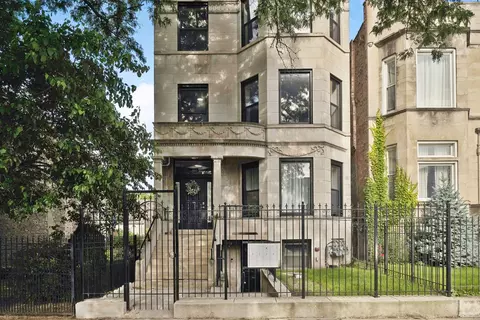 4840 S Champlain Ave #1, Chicago, IL 60615