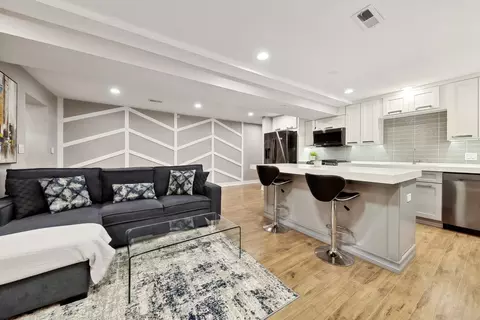 4840 S Champlain Ave #1, Chicago, IL 60615 photo 2