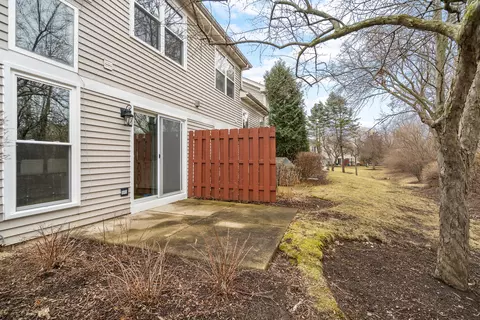 2094 Peach Tree Ln, Algonquin, IL 60102 photo 13