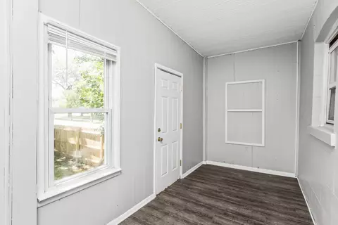 Entry Way - 601 E 90th Pl, Chicago, IL 60619 photo 3 of 3