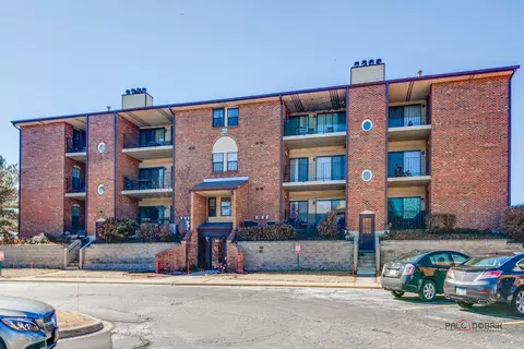 740 Weidner Rd #201, Buffalo Grove, IL 60089