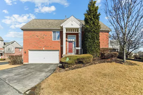 9420 John Humphrey Dr, Orland Park, IL 60462