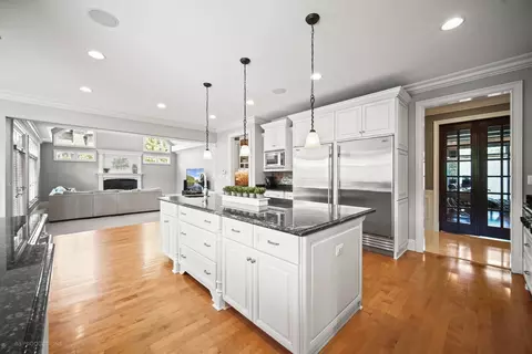 Kitchen - 8744 Johnston Rd, Burr Ridge, IL 60527 photo 2 of 7