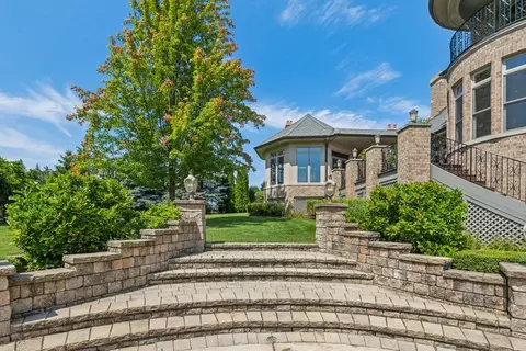 Exterior - 8744 Johnston Rd, Burr Ridge, IL 60527 photo 15 of 18