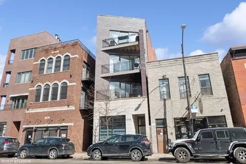 2338 W North Ave #3, Chicago, IL 60647
