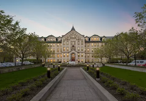 1041 N Ridge Ave #403, Wilmette, IL 60091
