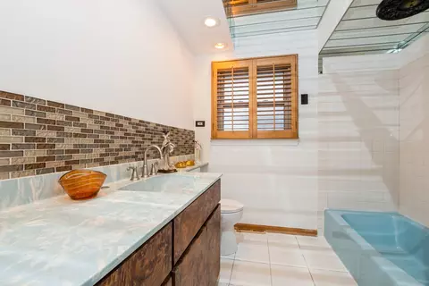 7755 W 82nd Pl, Bridgeview, IL 60455 photo 9