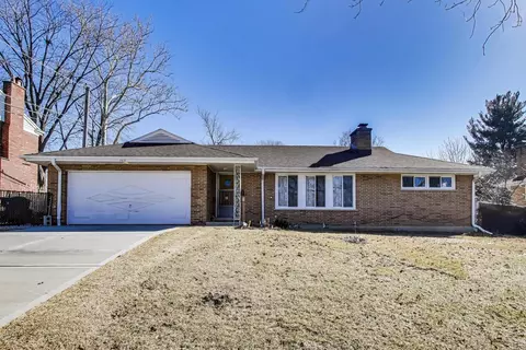 949 Daniel Dr, Bensenville, IL 60106
