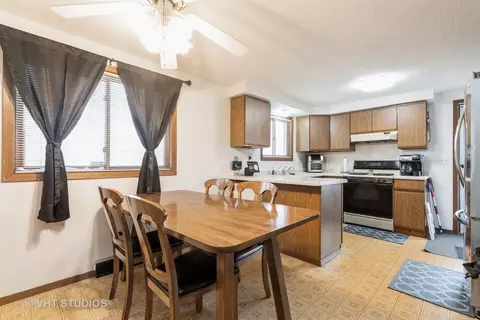 516 Rand Dr, Mchenry, IL 60050 photo 5