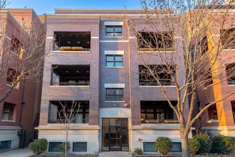 1242 W Jackson Blvd #2E, Chicago, IL 60607