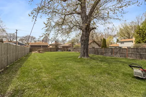 334 Darrow Ave, Evanston, IL 60202 photo 21