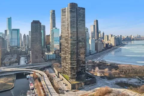 505 N Lake Shore Dr #6102, Chicago, IL 60611