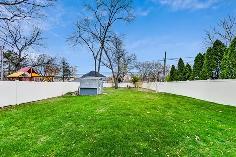 255 E 3rd St, Elmhurst, IL 60126 photo 29