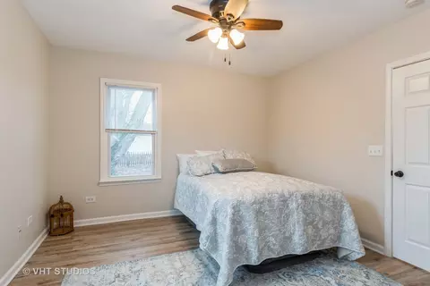 Bedroom - 7 Eureka Dr, Lemont, IL 60439 photo 2 of 4