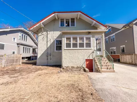 809 Linden Ave, Oak Park, IL 60302