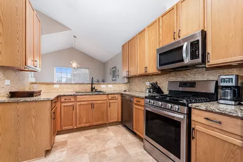 Other - 2298 Twilight Dr, Aurora, IL 60503 photo 6 of 15