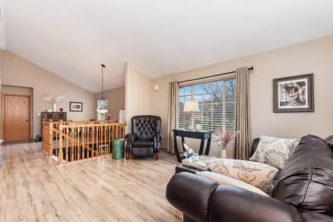Other - 2298 Twilight Dr, Aurora, IL 60503 photo 3 of 15
