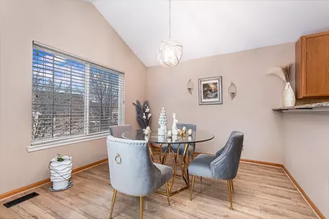 Other - 2298 Twilight Dr, Aurora, IL 60503 photo 4 of 15