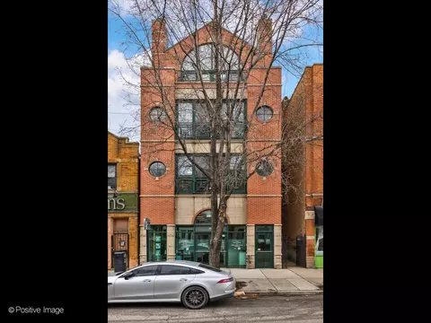 852 N Ashland Ave #1, Chicago, IL 60622