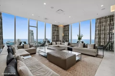 Living - 363 E Wacker Dr #3402, Chicago, IL 60601 photo 9 of 10