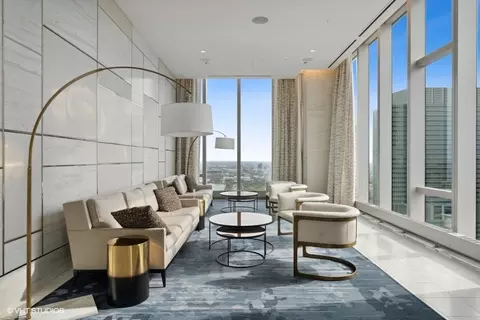 Living - 363 E Wacker Dr #3402, Chicago, IL 60601 photo 10 of 10