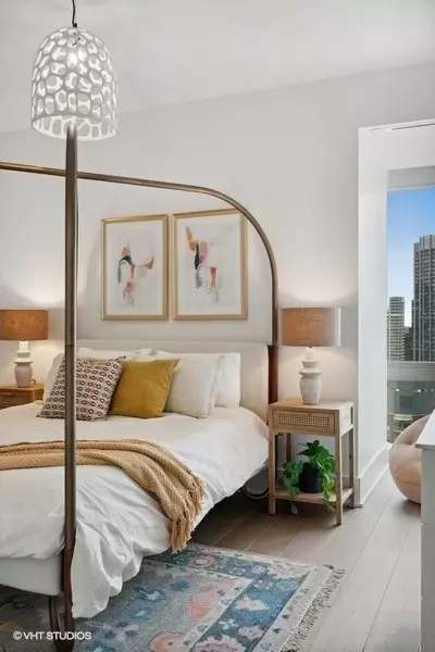 Bedroom - 363 E Wacker Dr #3402, Chicago, IL 60601 photo 6 of 7