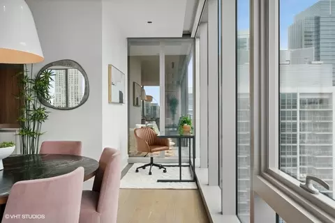 Dining - 363 E Wacker Dr #3402, Chicago, IL 60601 photo 2 of 4