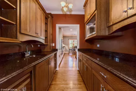 320 Herrick Rd, Riverside, IL 60546 photo 10