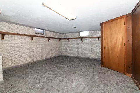 21 Hawthorne Dr, Normal, IL 61761 photo 40