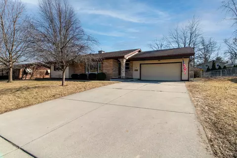 21 Hawthorne Dr, Normal, IL 61761 photo 47