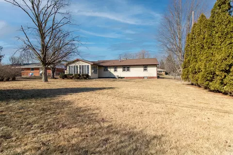 21 Hawthorne Dr, Normal, IL 61761 photo 44